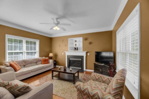 Spacious Family Home with Private Backyard, Grill, and Garage! Free high-speed Internet! Minutes from HPU and Furniture Market!